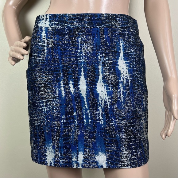 NEW STELLA MCCARTNEY REVOLVE ABSTRACT MINI SKIRT - Picture 2 of 8